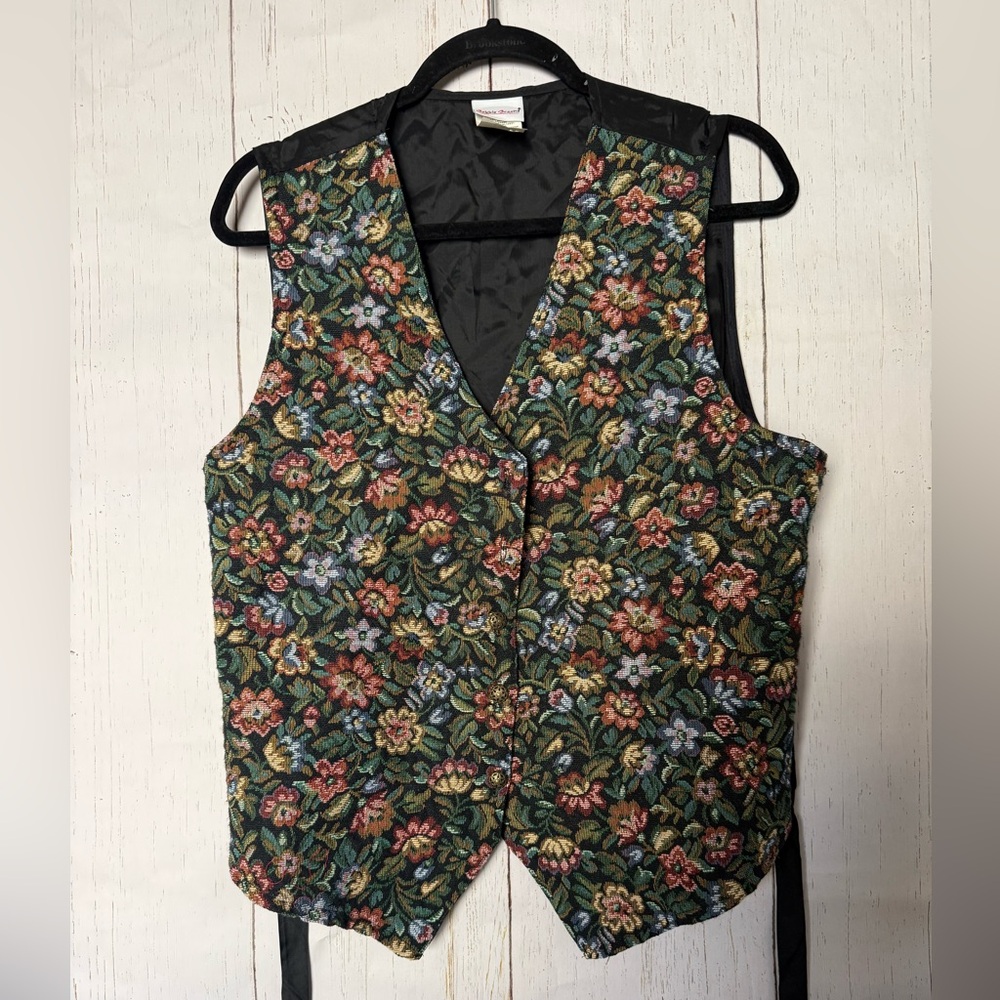 Bobbie Brooks vest women's large cottagecore floral tapestry texture tweed fairy